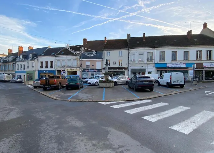 La Nocturne Apartment *